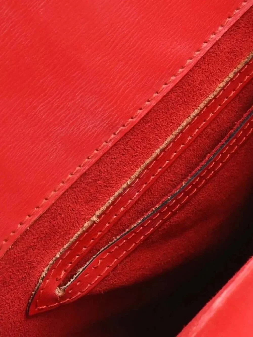 Louis Vuitton Red Epi Cluny Shoulder Bag